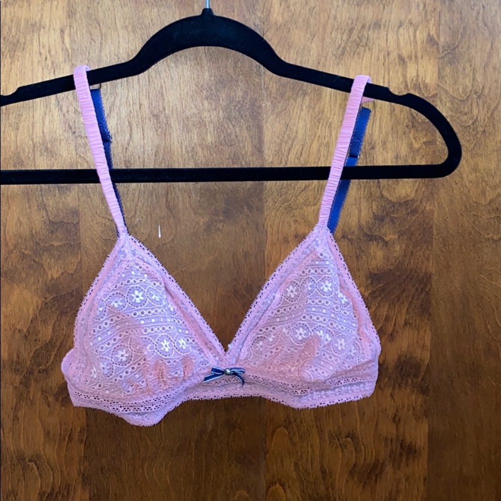 Pout by Victoria’s Secret Wireless Bra